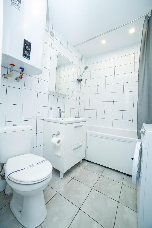 Tf Apartment Двокімнатні Апартаменти В Центрі Міста Poltava Exterior foto